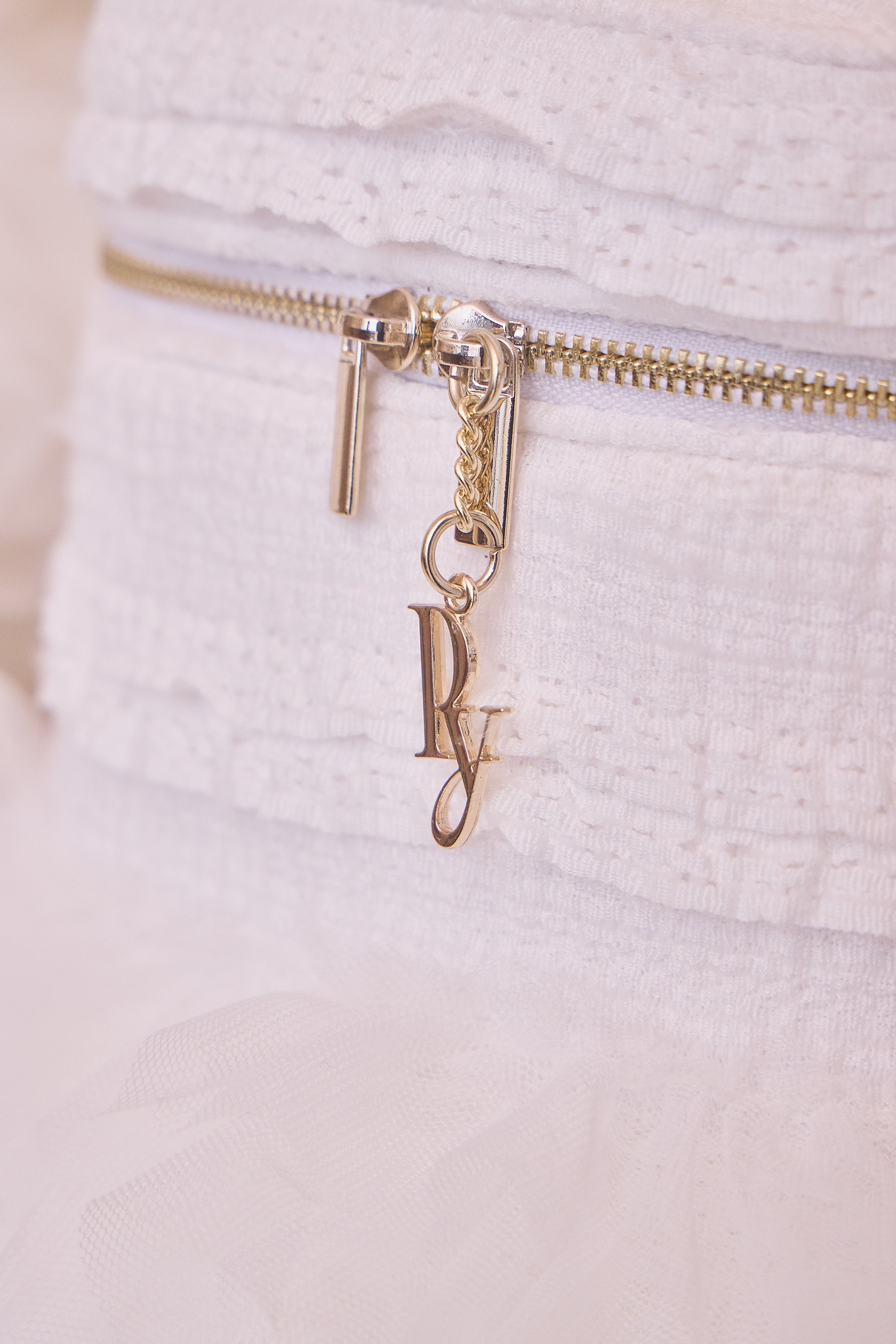 【1/1 20:00 OPEN】MINETTE HOLIDAY CAKE VANITY BAG