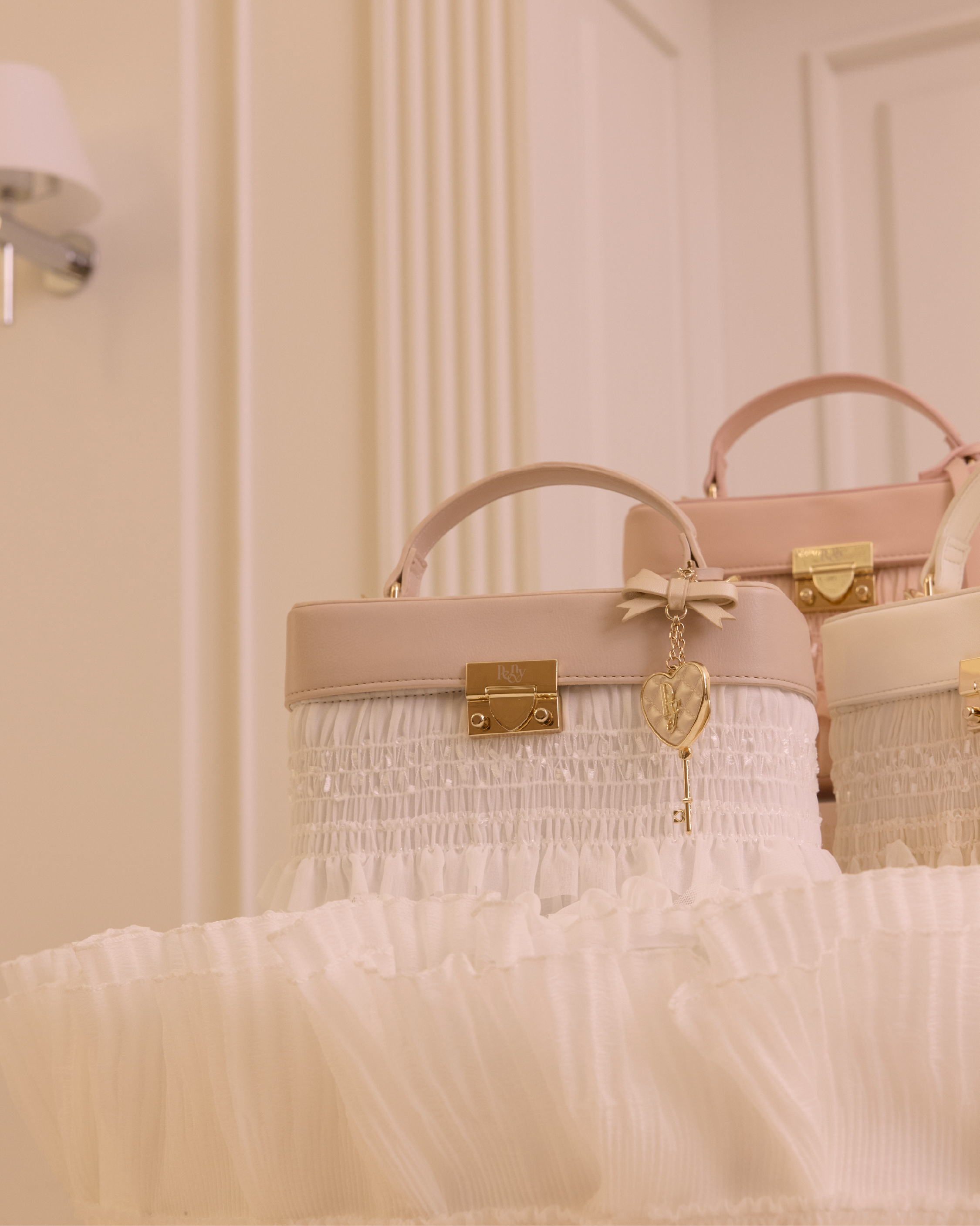 THE WHIPPED CHIFFON VANITY