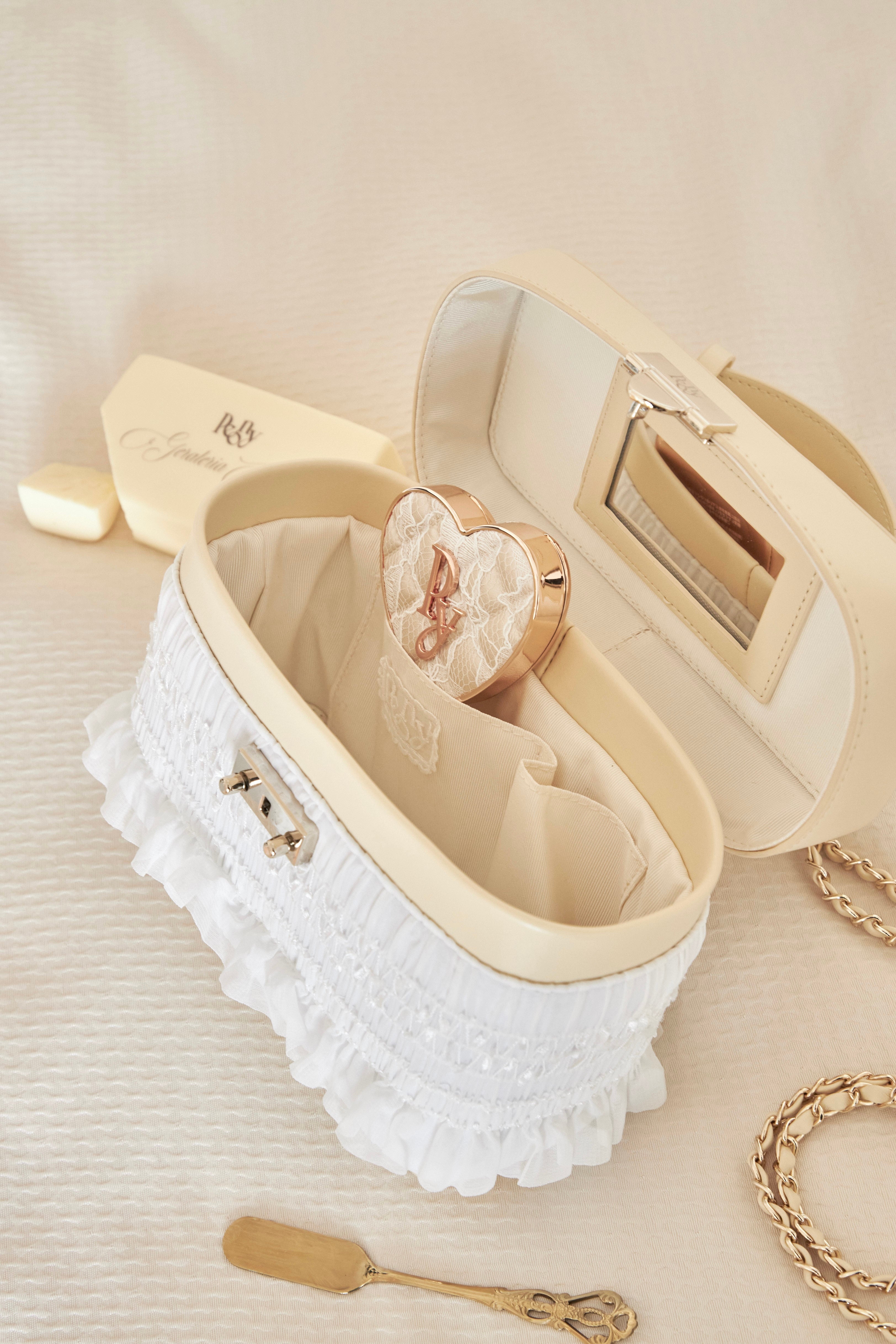 THE WHIPPED CHIFFON VANITY 【NEW COLOR】